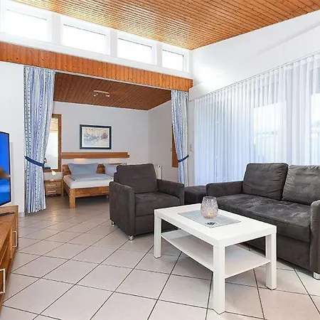 Huus Riedel * بينسيرسيال